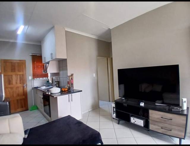 2 BEDROOM HOUSE FOR SALE IN ERMELO
